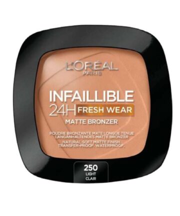 L'Oréal Paris Soft Matte Bronzer, Longwear, Matte Finish, Waterproof and Transfer-proof, Infallible 24H, 250 Light